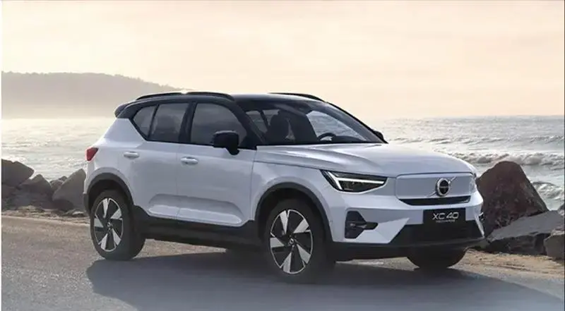 Emphasizing sports attributes, Volvo C40 real car pictures exposed